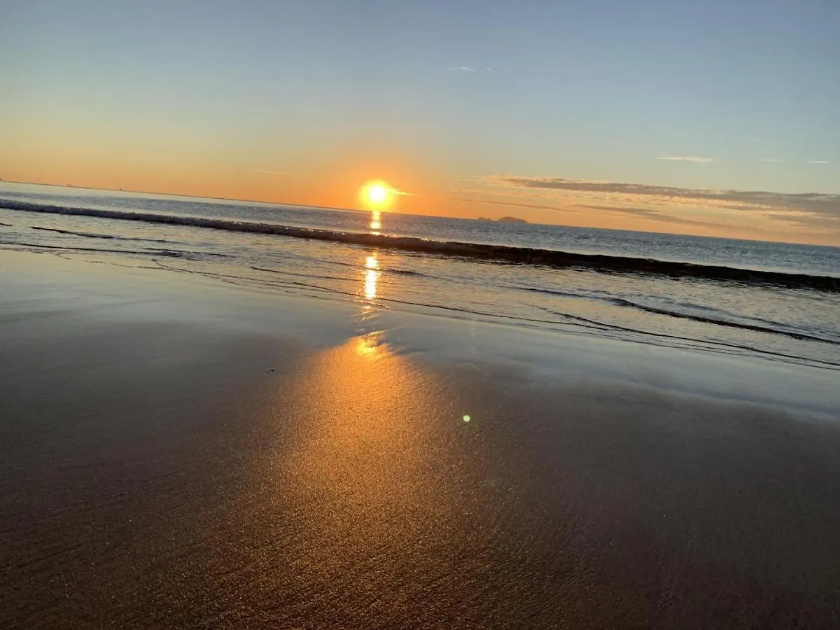 Hotel Sandpiper Motel Grasstree Beach Australien
